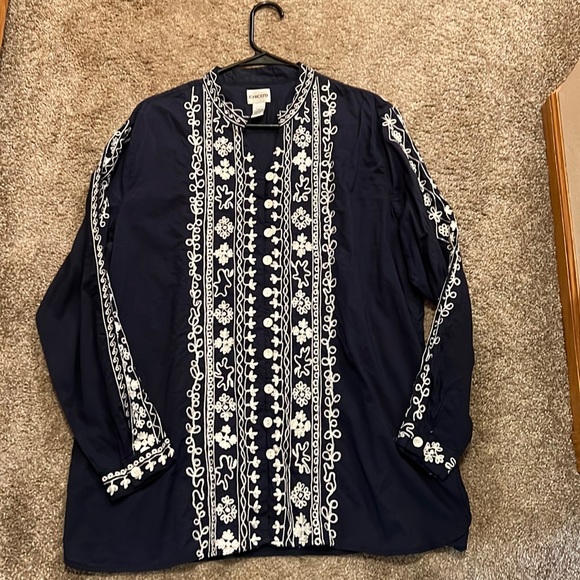 CHICO’S Embroidered Tunic - Picture 1 of 4